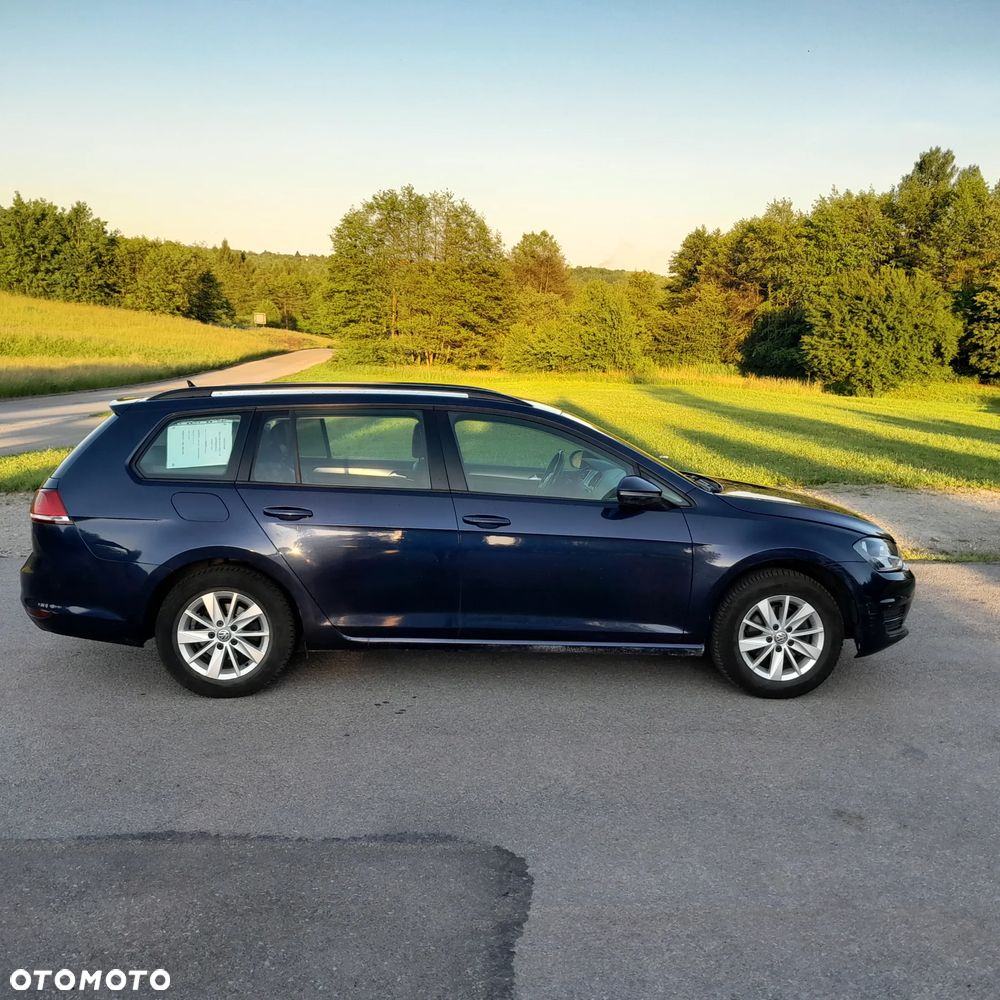 Volkswagen Golf - 5