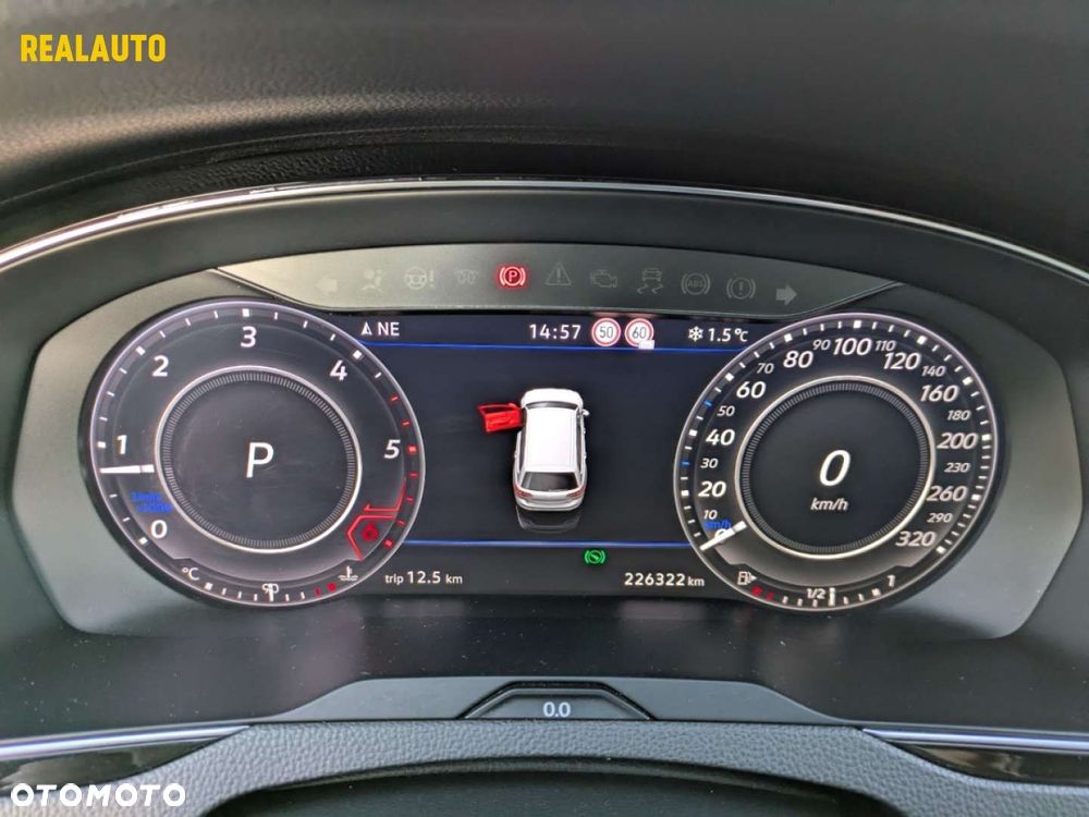 Volkswagen Passat - 9