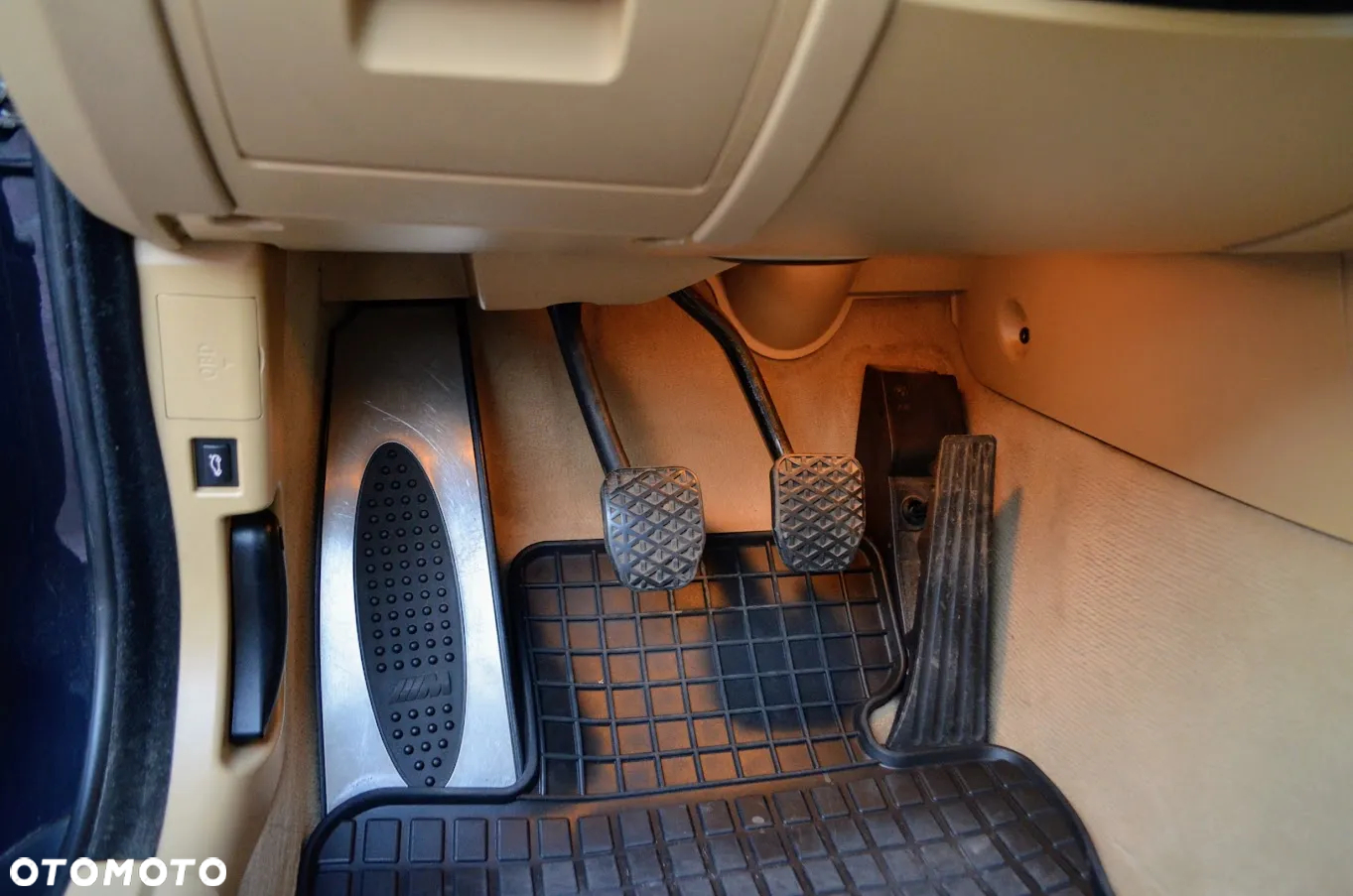 BMW Seria 5 525i Touring - 30