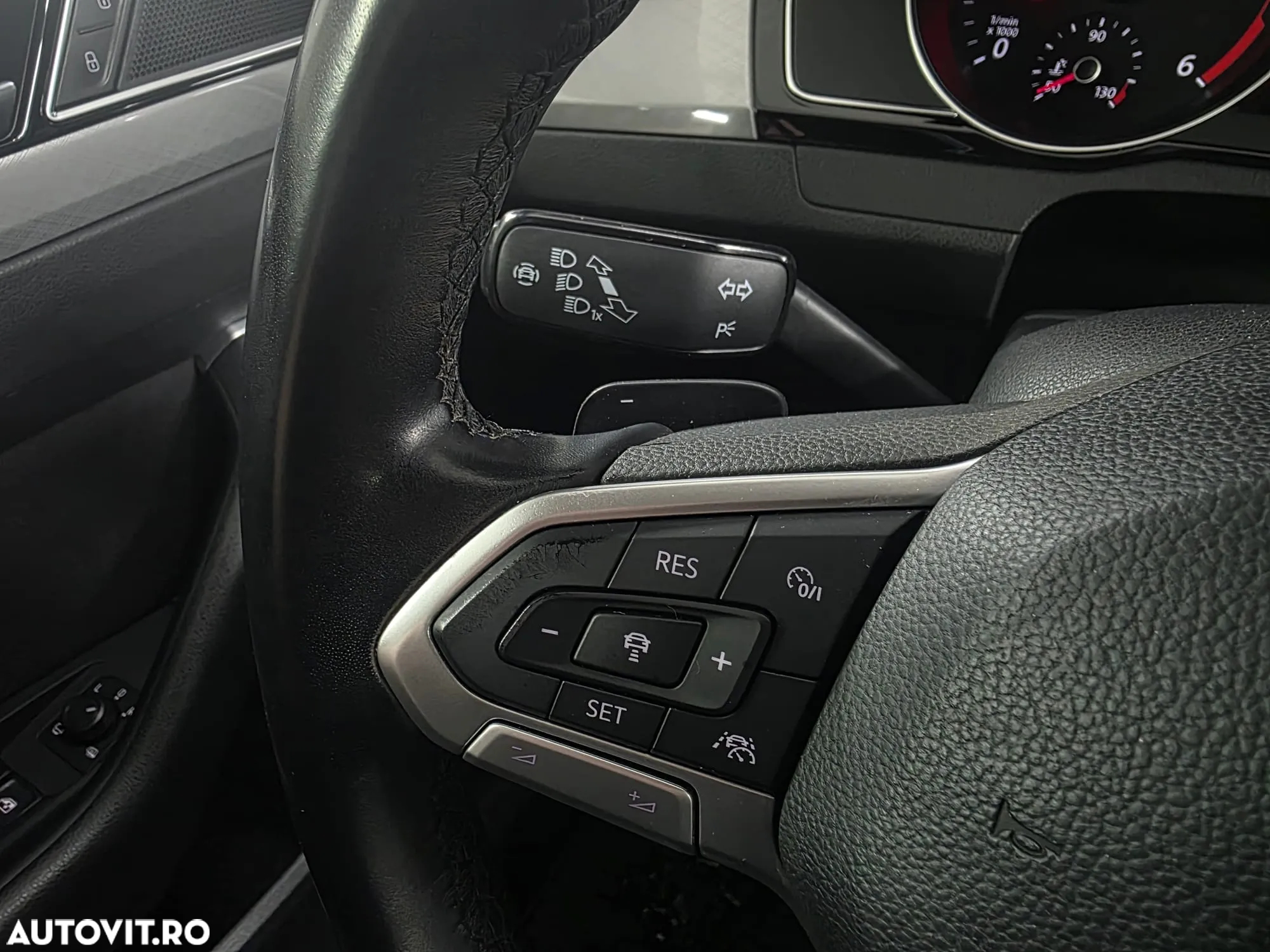 Volkswagen Passat 1.6 TDI DSG Comfortline - 12
