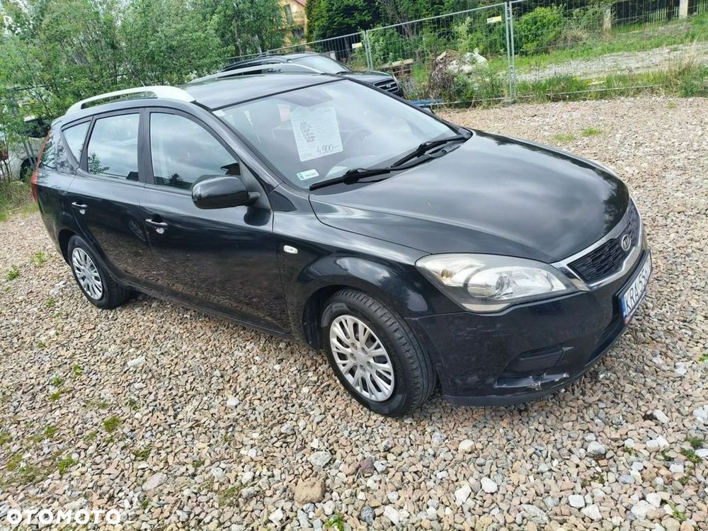 Kia Ceed - 7