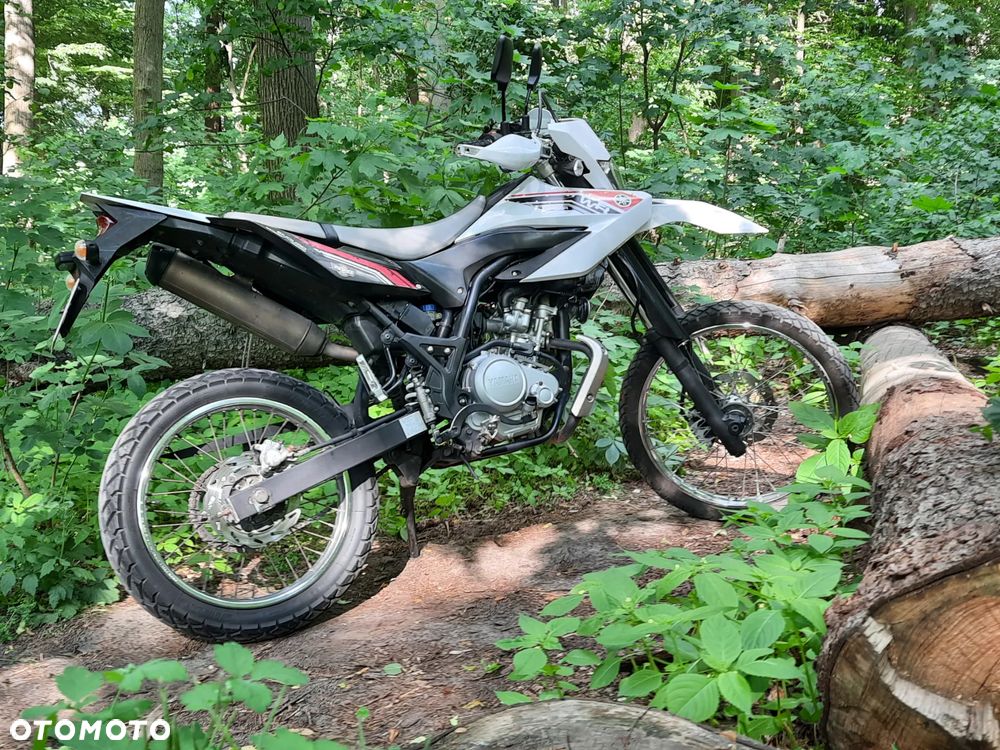 Yamaha WR - 9