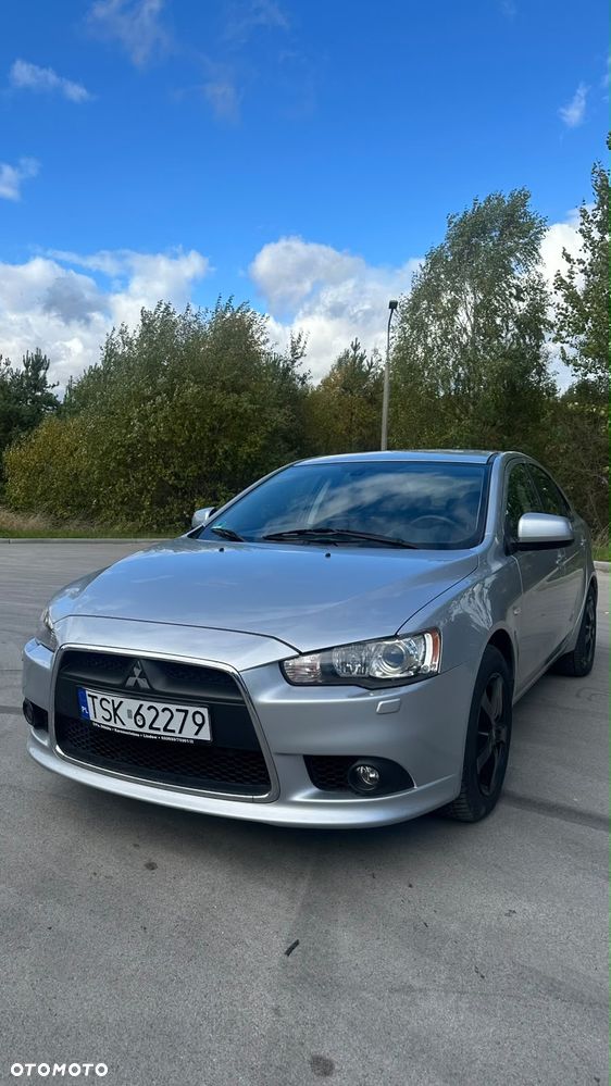 Mitsubishi Lancer 2012 photo 4