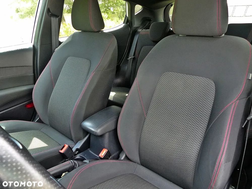 Ford Fiesta 1.0 EcoBoost Hybrid S&S ST-LINE - 21