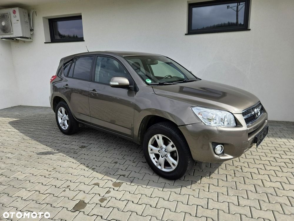 Toyota RAV4 - 5