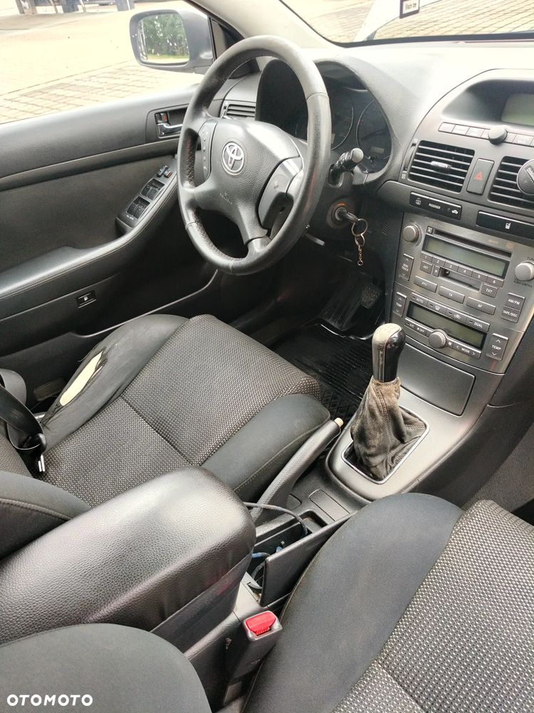 Toyota Avensis 2.0 D-4D Prestige - 5
