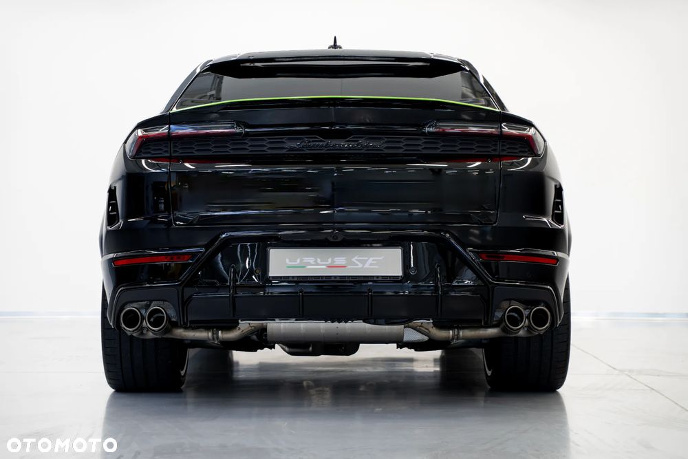 Lamborghini Urus - 8