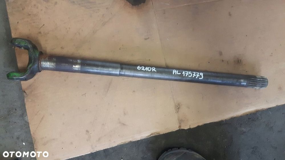 Półoś napęd przód AL175779 JOHN DEERE 6210R 2013R