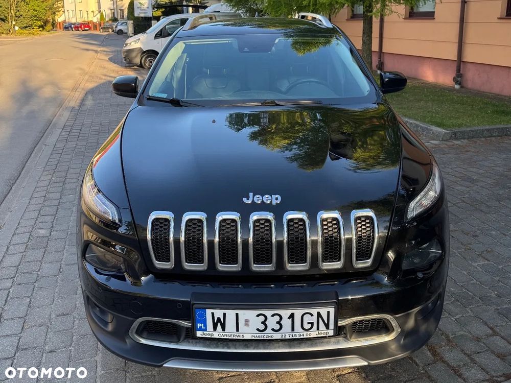 Jeep Cherokee - 3