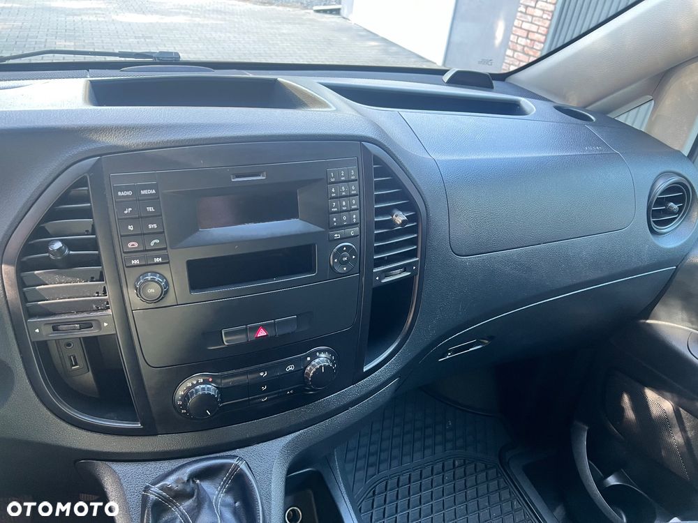 Mercedes-Benz VITO LONG 1.6 CDI 114KM 2019r - 25