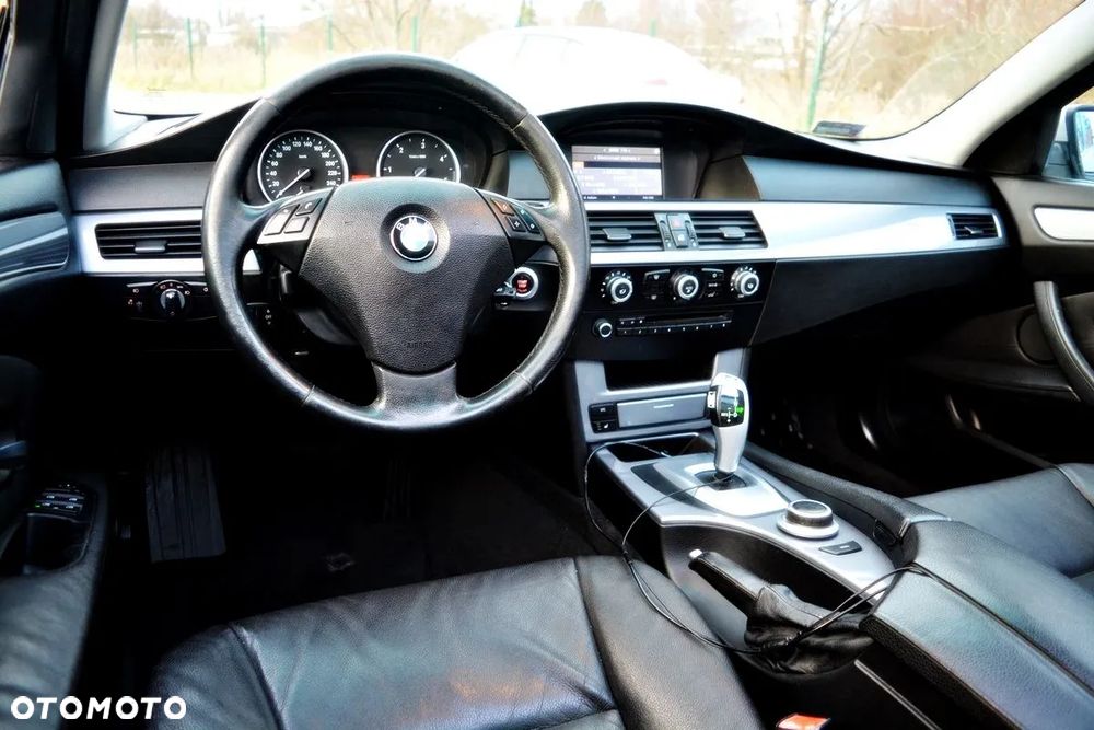 BMW Seria 5 520d - 6