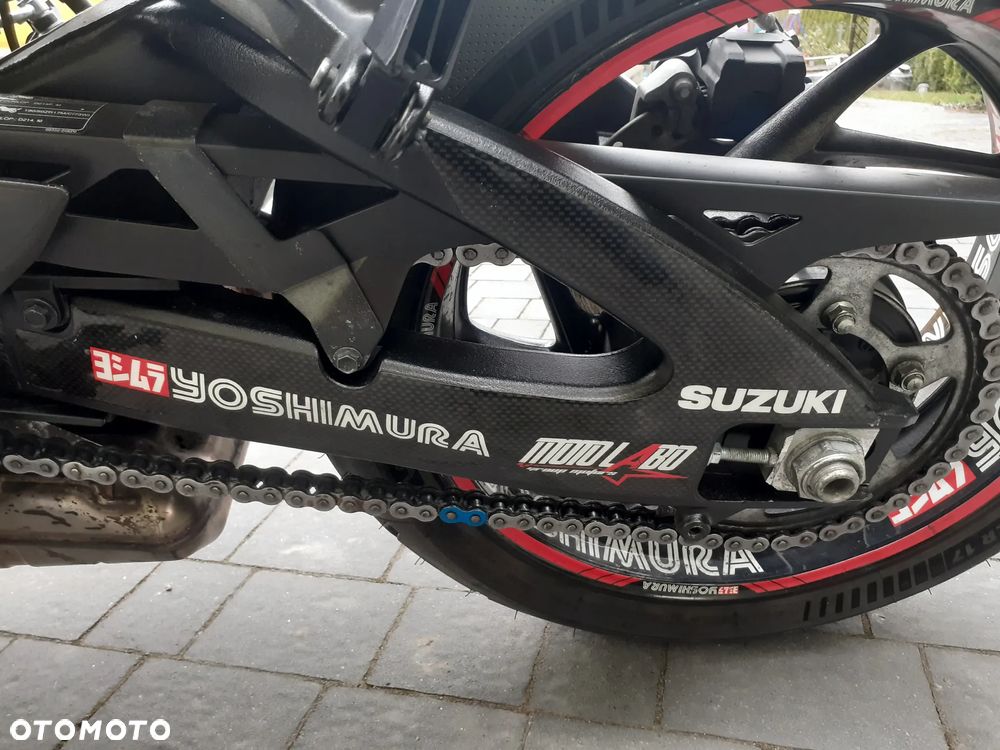 Suzuki GSX 1000 - 18