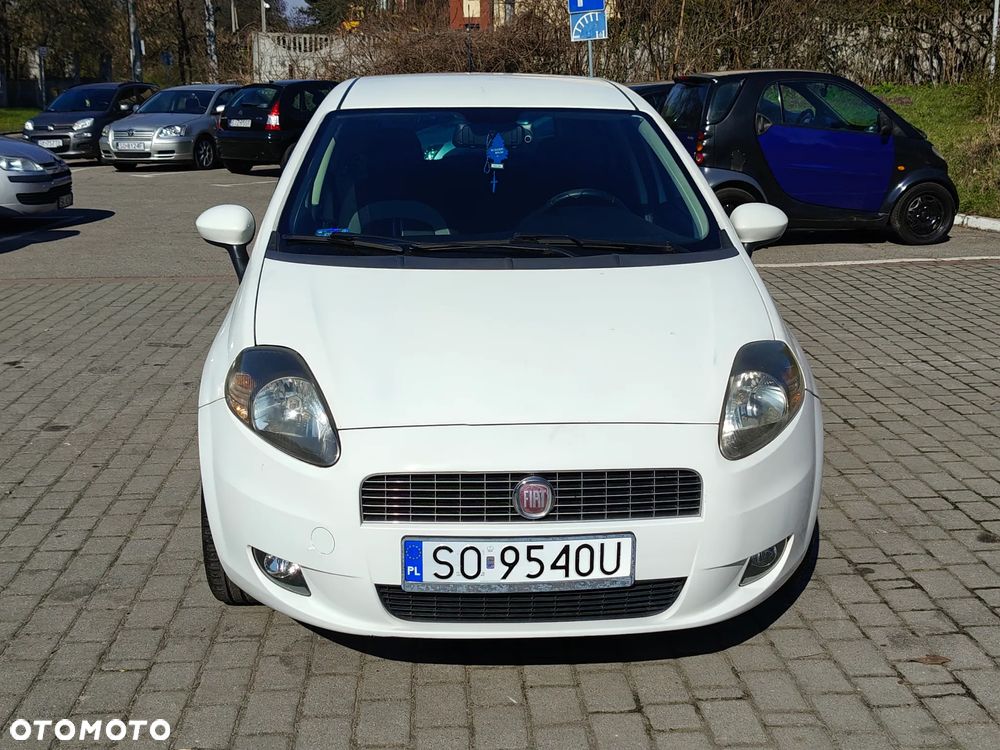 Fiat Grande Punto 1.4 8V Emotion - 28