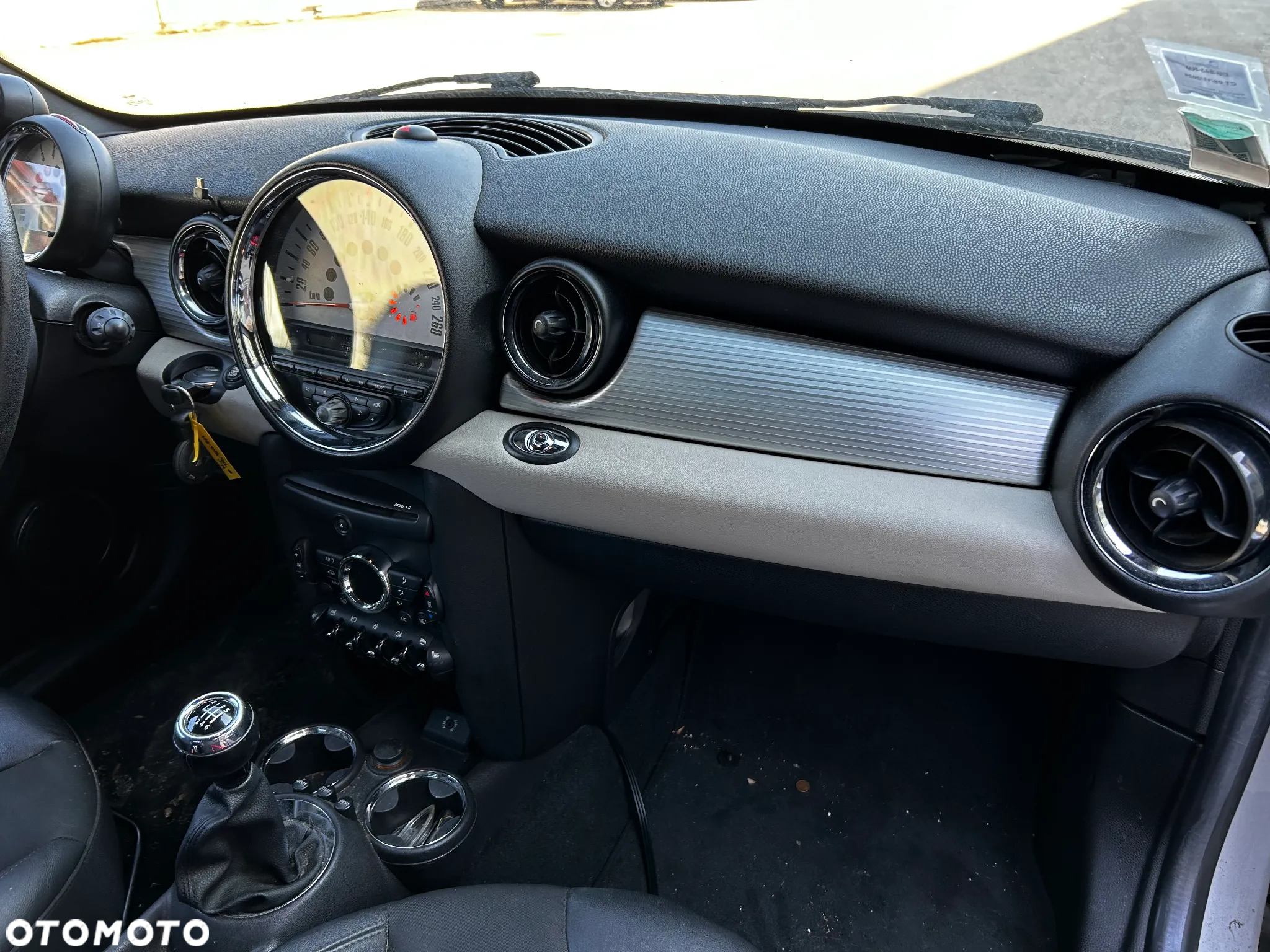 MINI Cooper Cabrio - 10