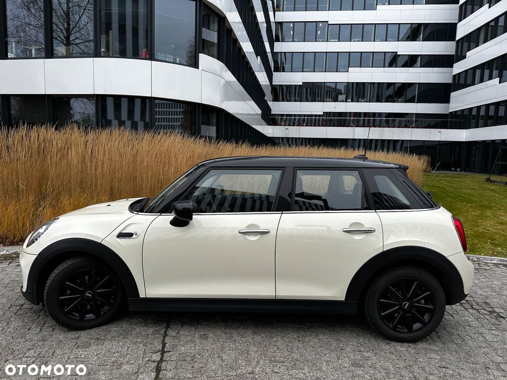 MINI Cooper Standard - 8