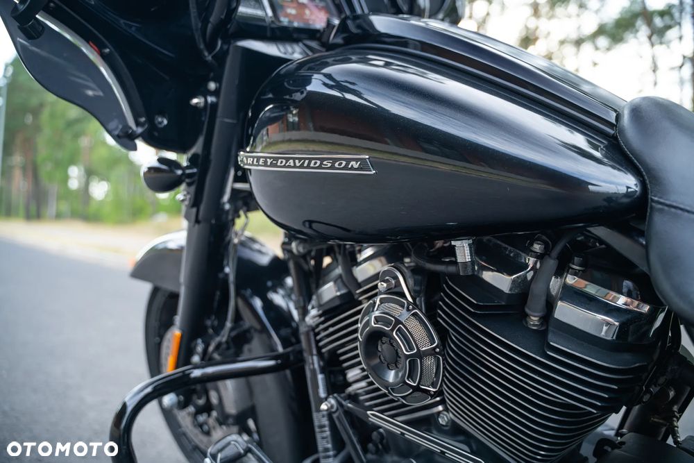 Harley-Davidson Touring Street Glide - 7