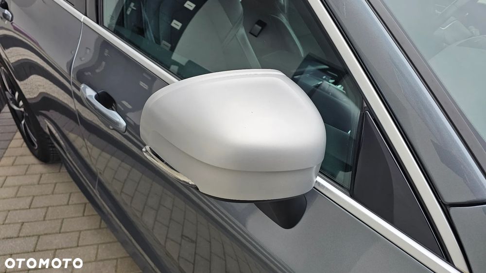 Volvo XC 60 D4 R-Design - 6