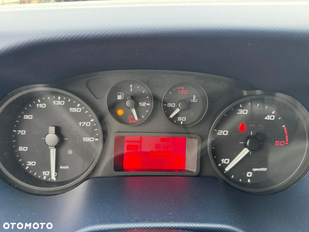 Iveco DAILY 35S14,35S15,35S16,35S17,KILKA SZTUK IZOTERMY CHLODNIE PODWOZIA DO ZABUDOWY KIPRY WYWROTKI KILKANASCIE SZTUK NA PLACUY - 21