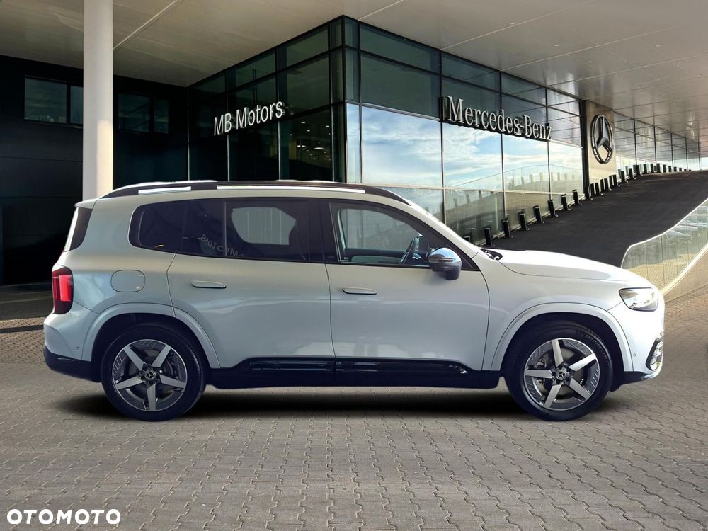 Mercedes-Benz GLB - 5