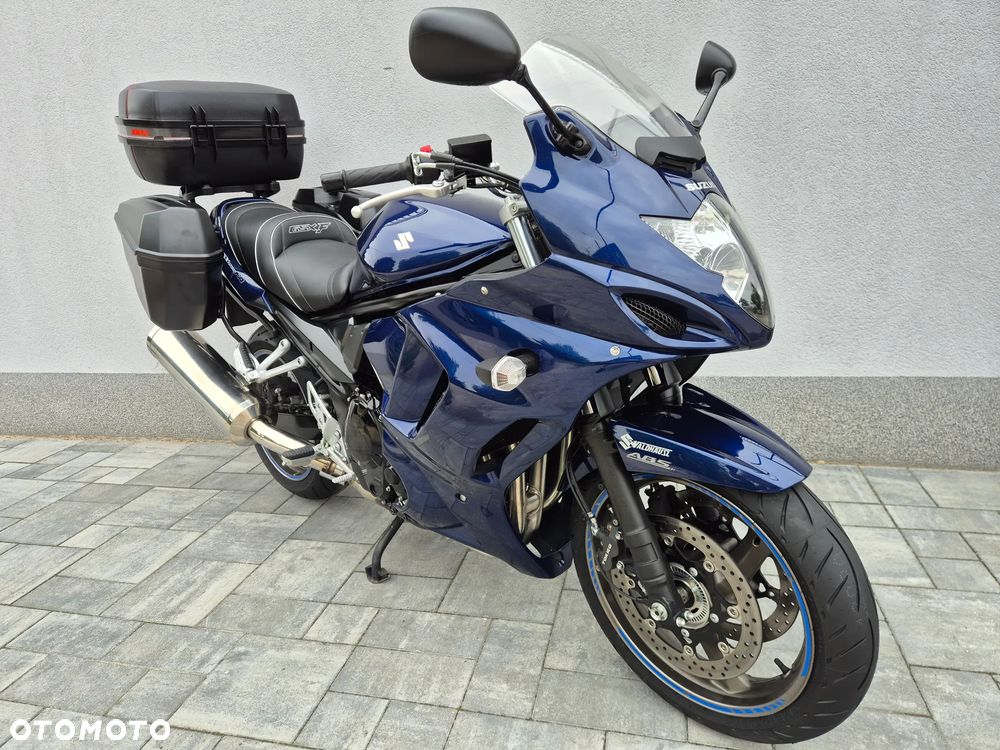 Suzuki GSX - 1