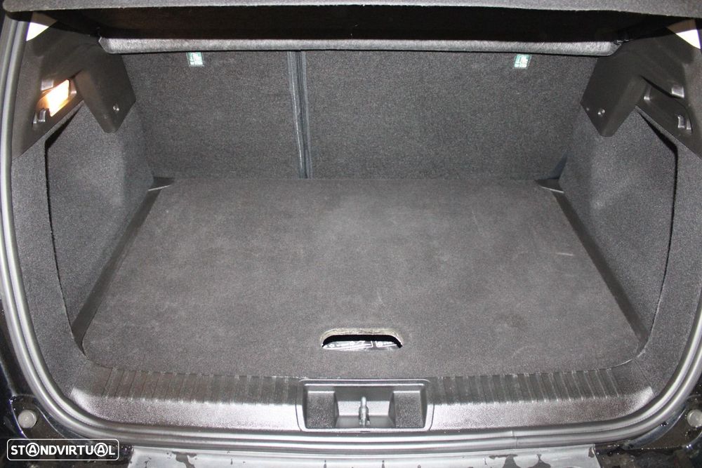 Renault Captur 1.0 TCe Techno - 32