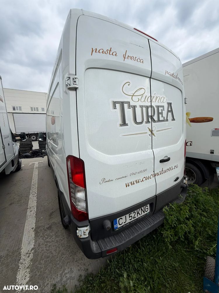 Ford Transit - 11