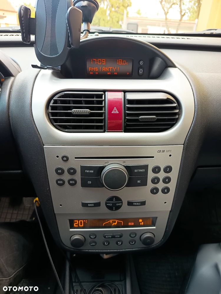 Opel Corsa 1.4 16V - 5