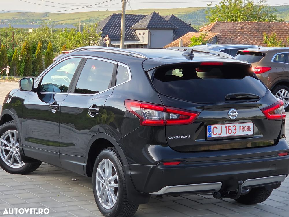 Nissan Qashqai 1.2 DIG-T Xtronic TEKNA+ - 4