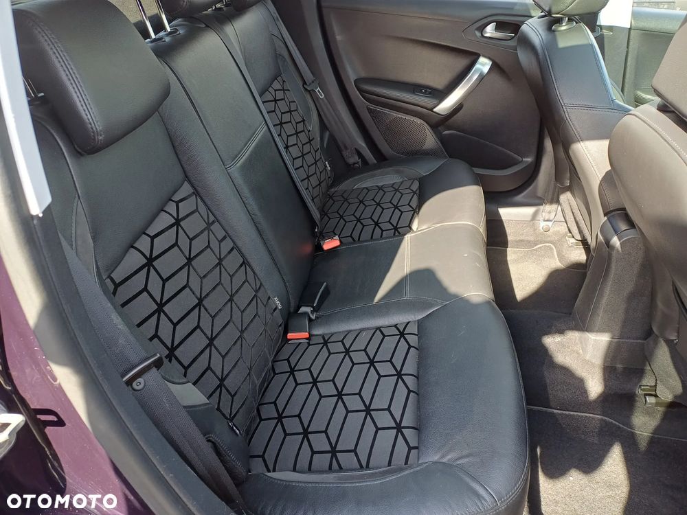 Peugeot 208 1.2 PureTech Allure S&S - 13