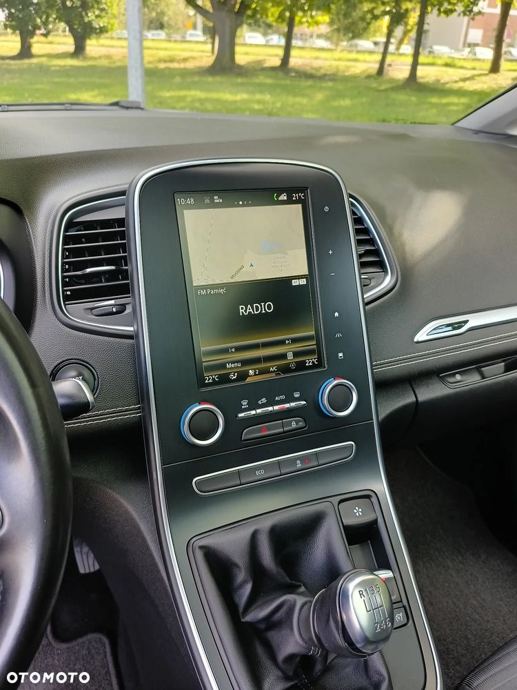 Renault Scenic - 31