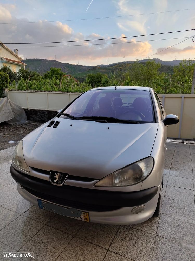 Peugeot 206 1.9 D XT - 2