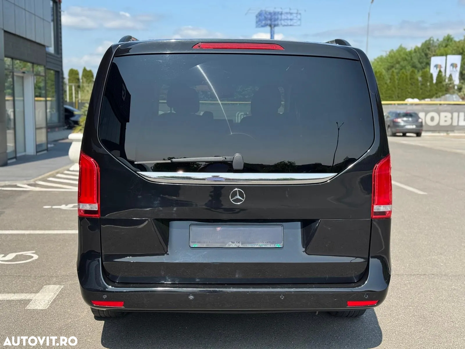Mercedes-Benz V 250 (BlueTEC) d kompakt 4Matic 7G-TRONIC Avantgarde - 11