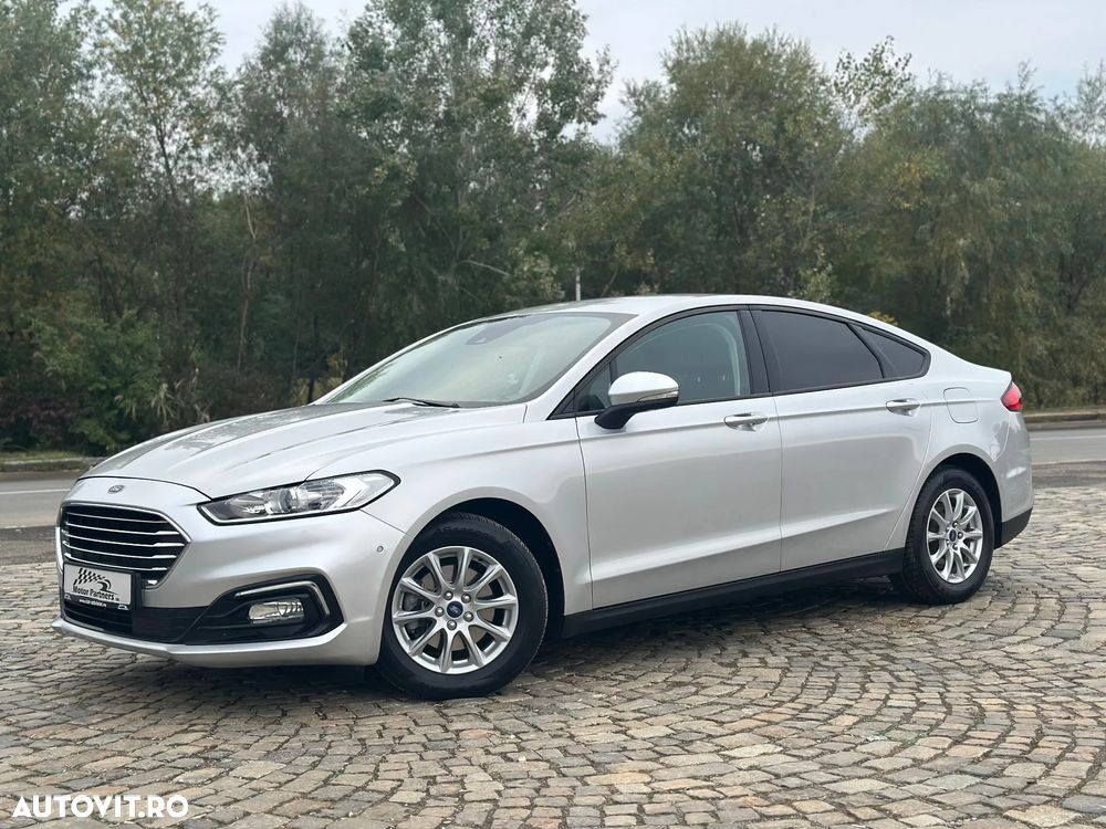 Ford Mondeo 2.0 HEV Titanium - 2