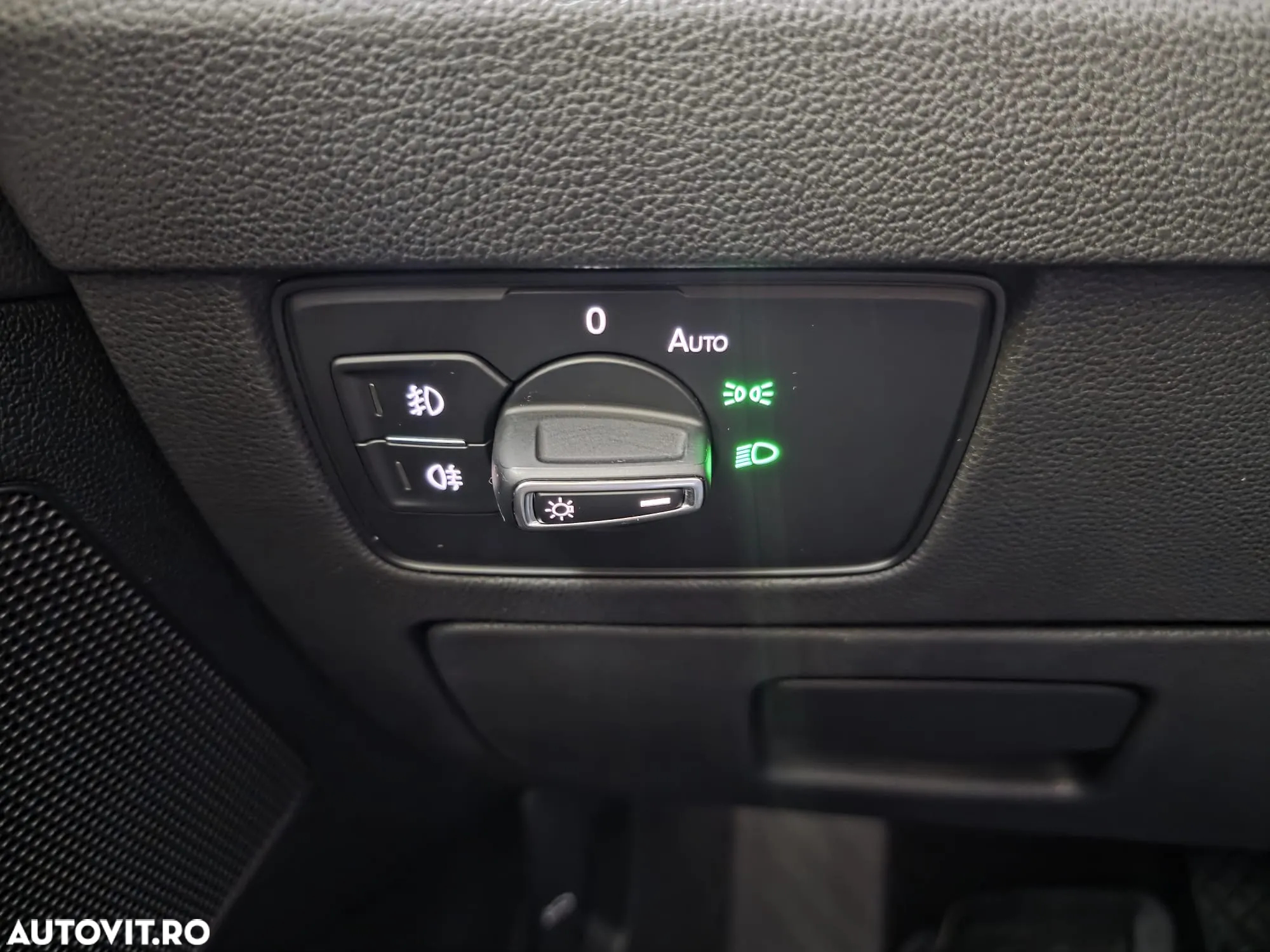Volkswagen Passat Variant 2.0 TDI DSG R Executive - 16