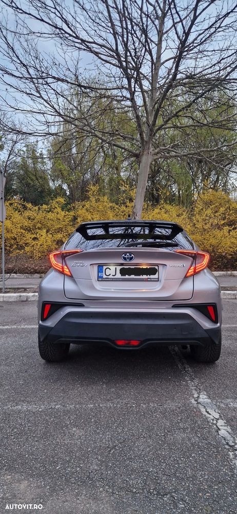 Toyota C-HR - 6