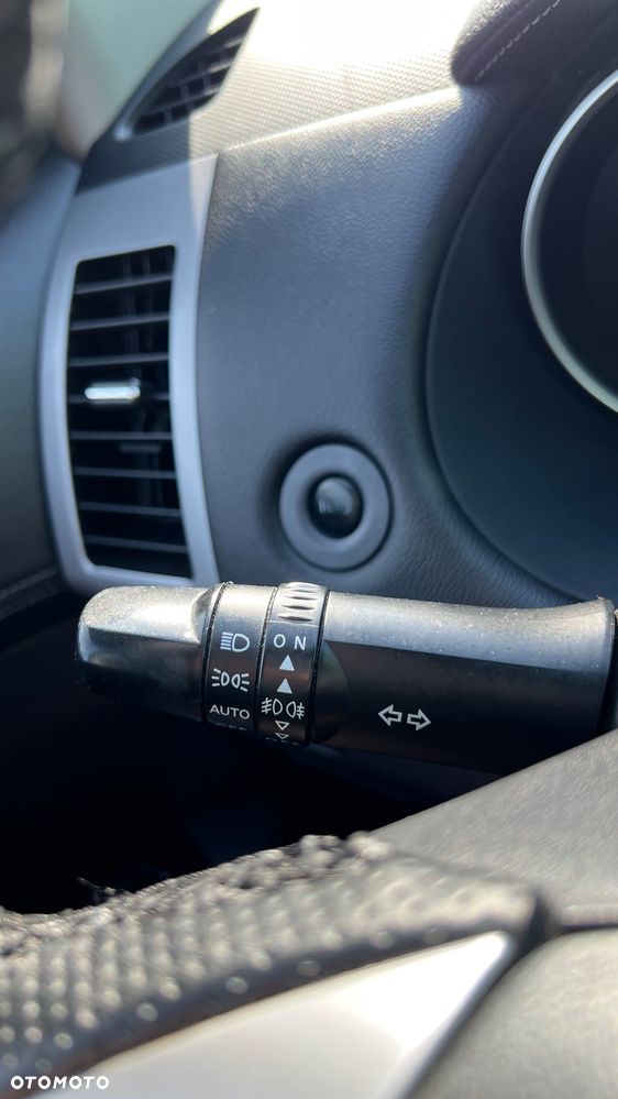 Mitsubishi Outlander 2.0 Invite 2WD EU5 - 10