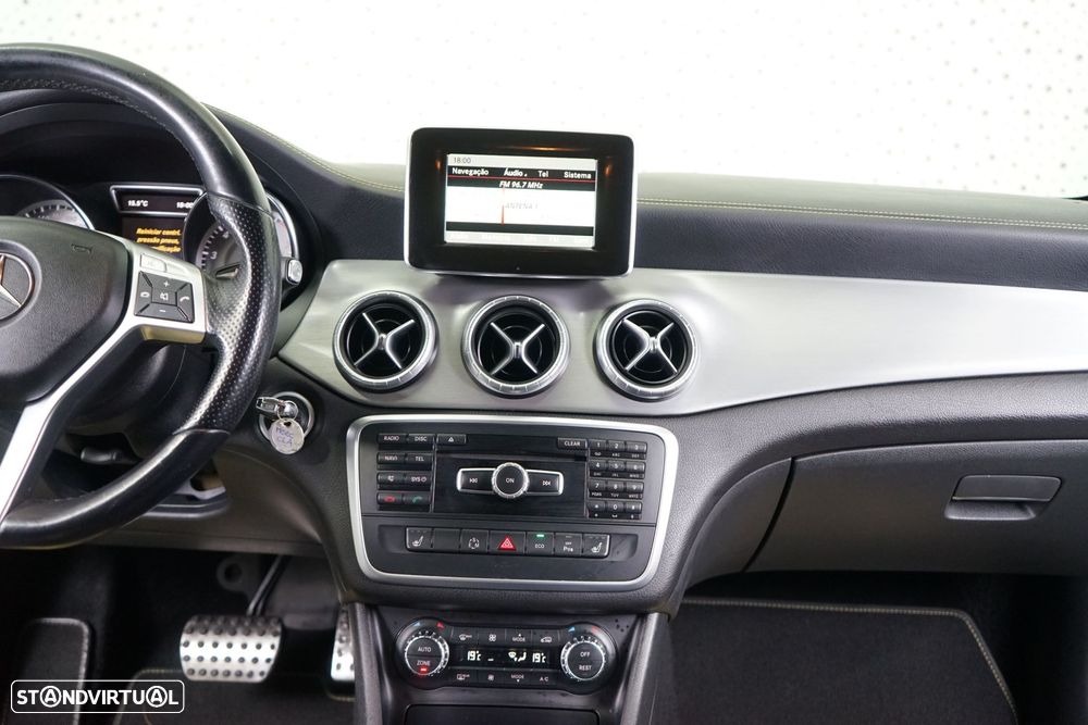 Mercedes-Benz CLA 200 AMG Line Aut. - 28