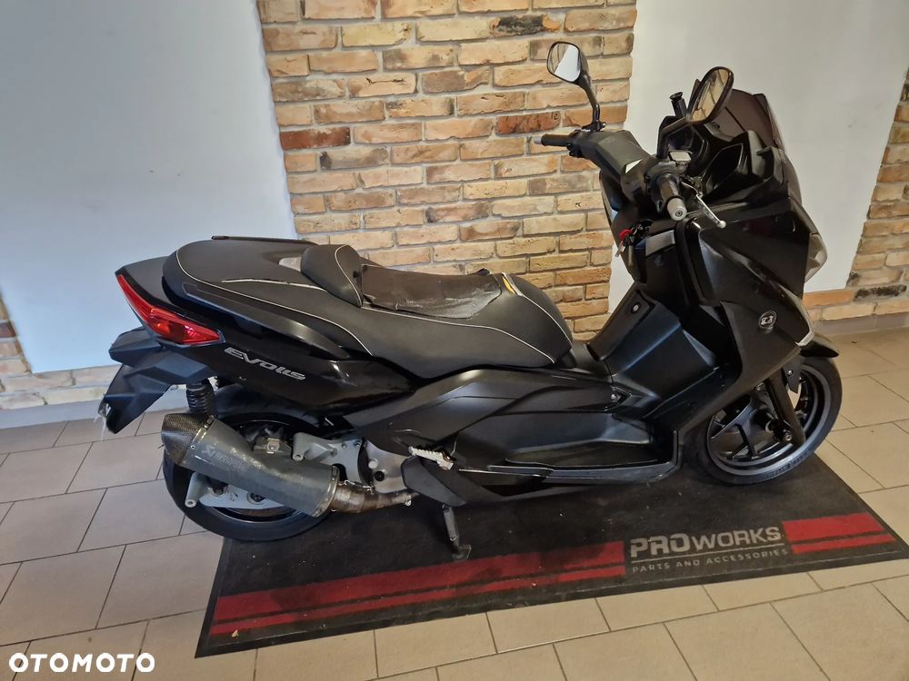 Yamaha X-max - 32