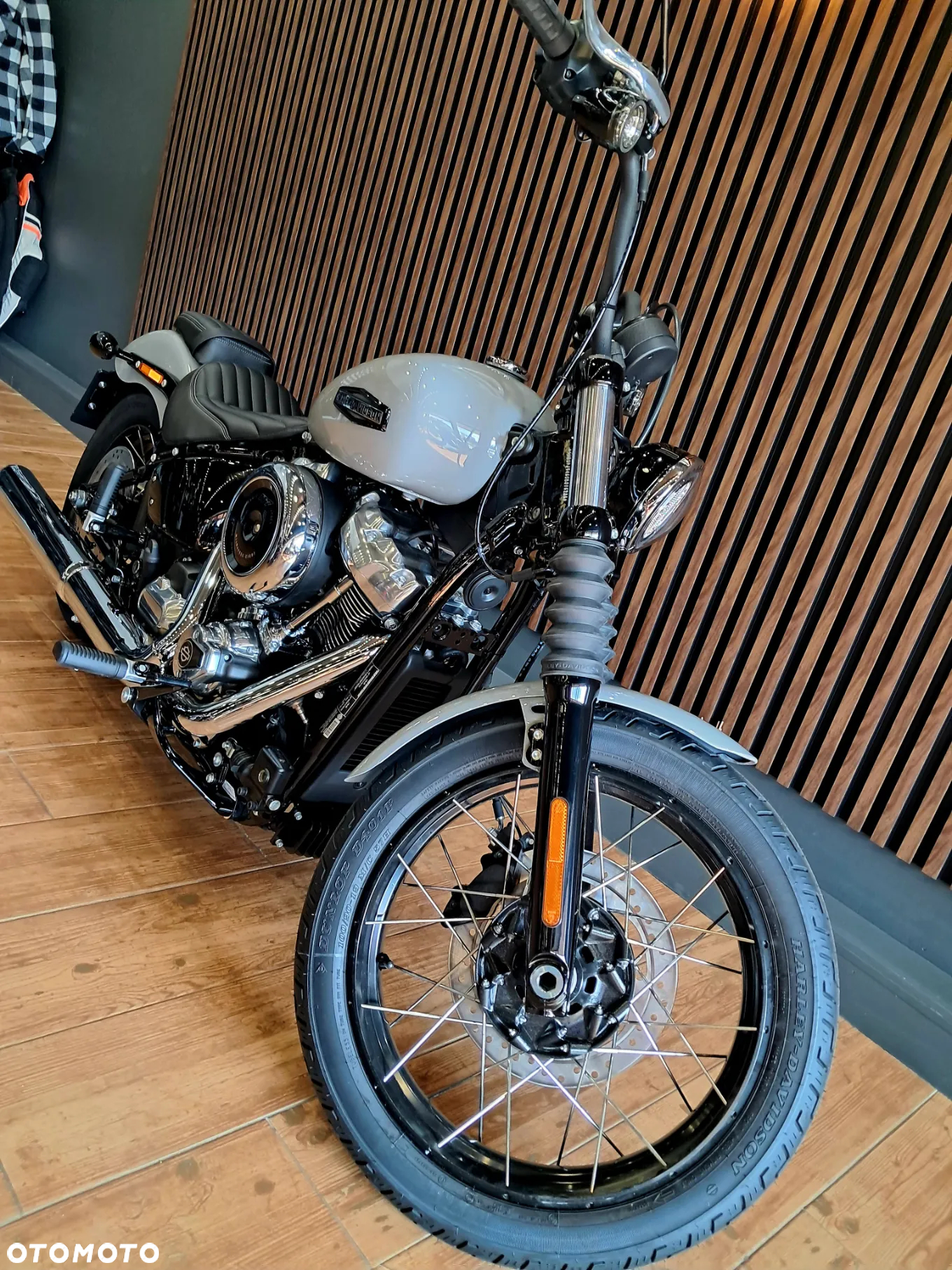 Harley-Davidson Softail Street Bob - 3