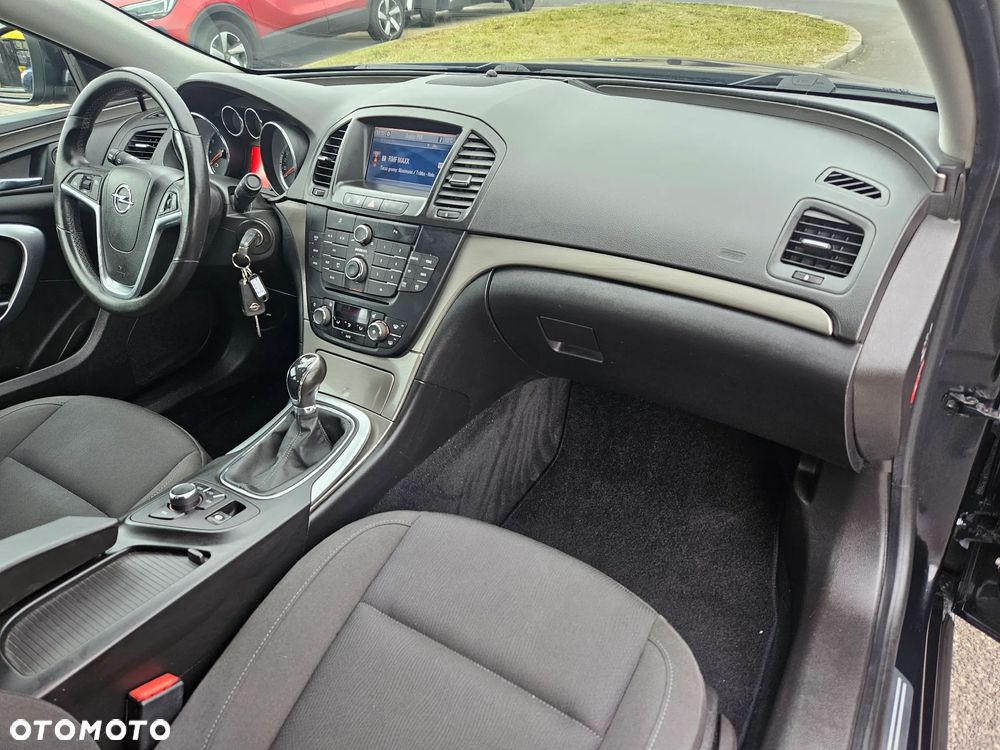 Opel Insignia 1.6 Design Edition - 17