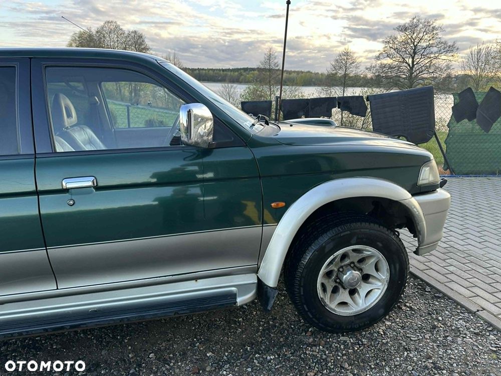 Mitsubishi Pajero 2.5 TD GL - 4