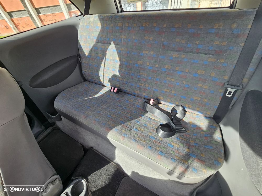 Opel Corsa 1.7 DTi 16V - 9