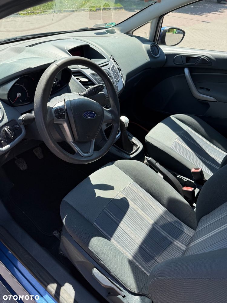 Ford Fiesta - 16