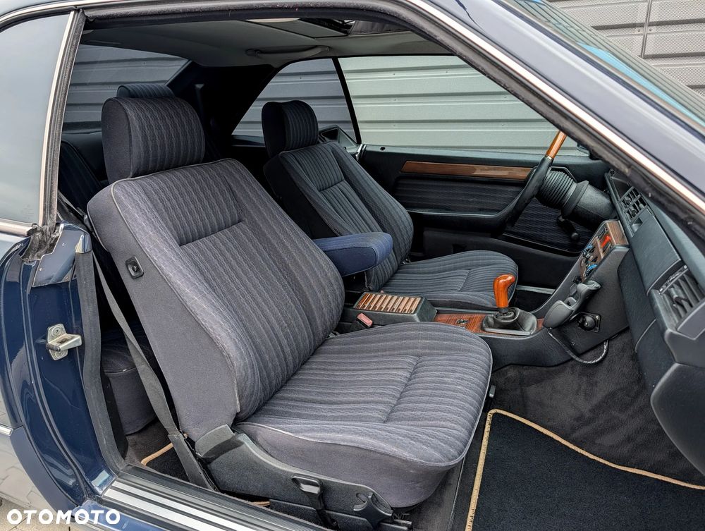 Mercedes-Benz W124 (1984-1993) - 6