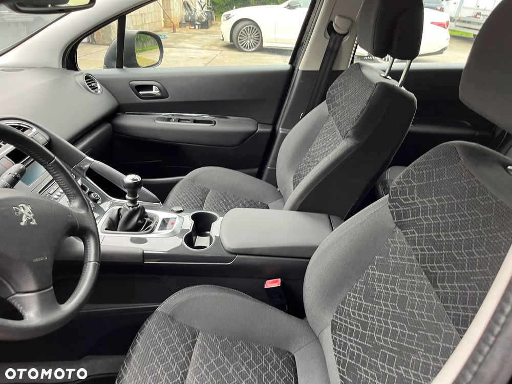 Peugeot 3008 PureTech 130 Stop & Start GPF Allure - 7