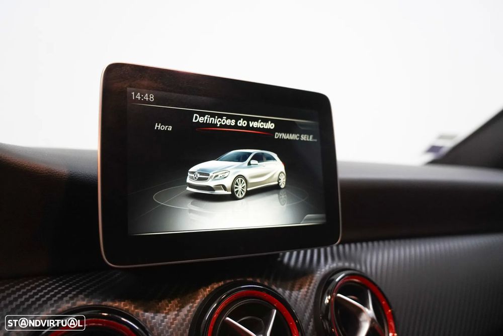 Mercedes-Benz A 45 AMG 4-Matic - 12