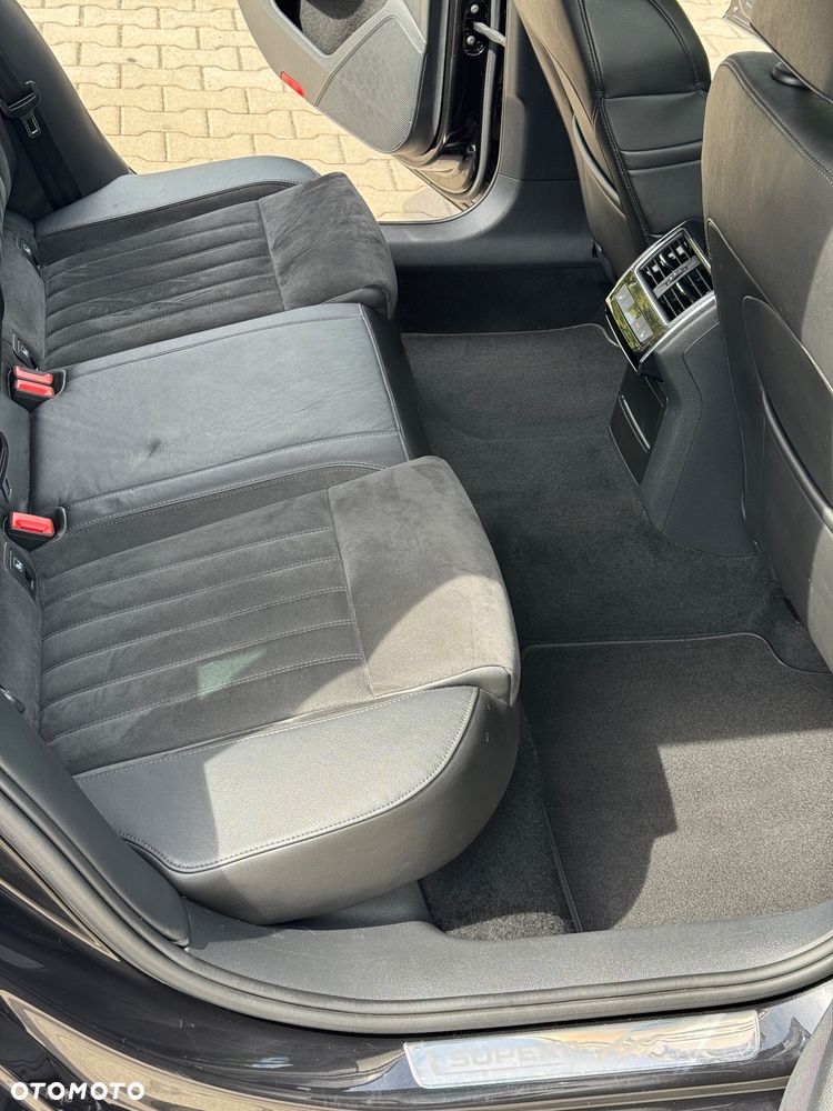 Skoda Superb 2.0 TDI DSG Premium Edition - 24