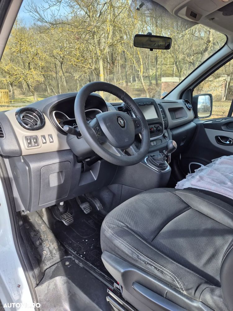 Renault Trafic - 11