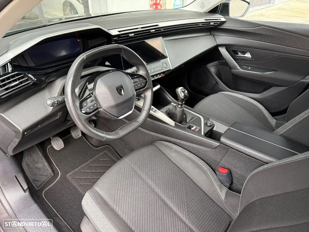 Peugeot 308 SW - 13