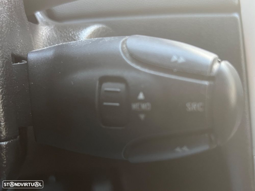 Peugeot 307 1.4 HDi Premium - 19